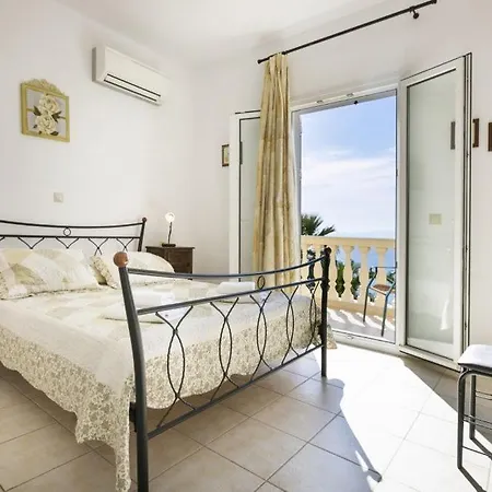 Kleismata Sleeps 6 * Klísmata