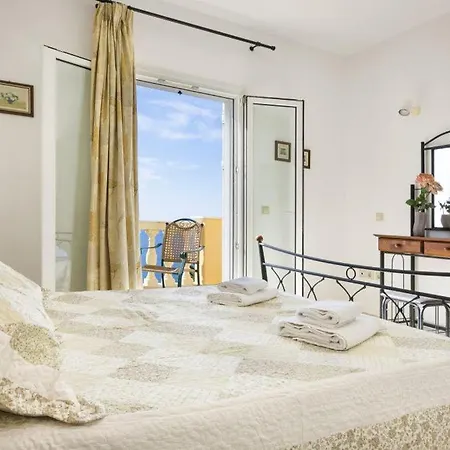 Kleismata Sleeps 6 Klísmata