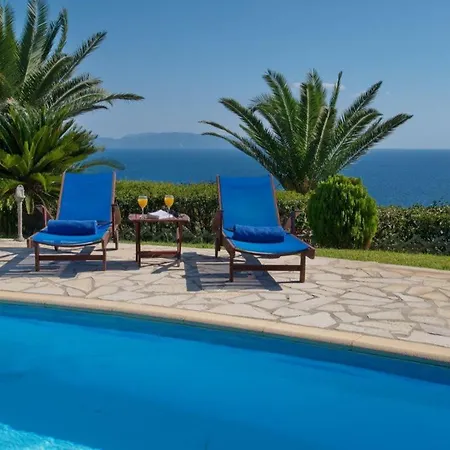 Kleismata Sleeps 6 *