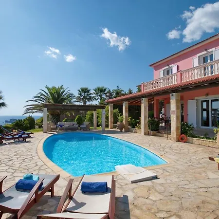 Kleismata Sleeps 6 *