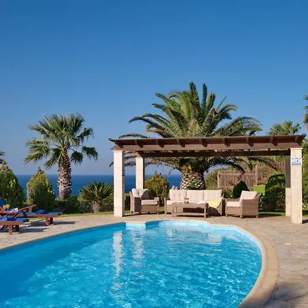 Kleismata Sleeps 6 Villa *
