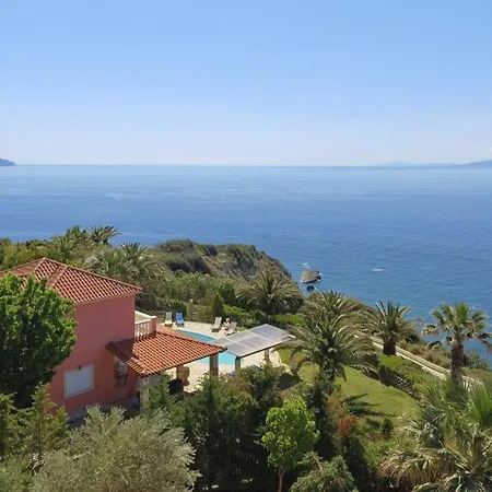 Villa Kleismata Sleeps 6